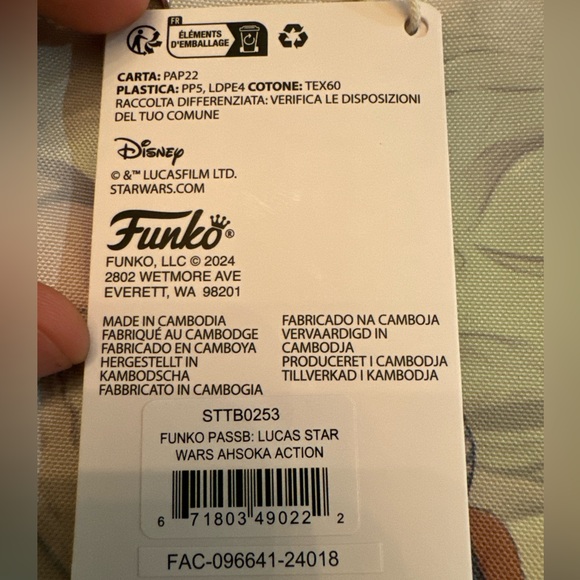 Funko Ahsoka & Grogu Passport Bag Star Wars Ahsoka New With Tags - Picture 3 of 7